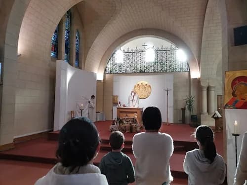 chapelle du Cénacle de la communauté du Chemin-Neuf de Tigery