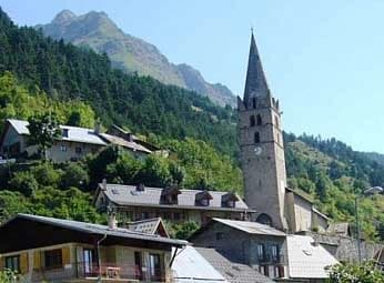 Église Saint Pelade à Réallon