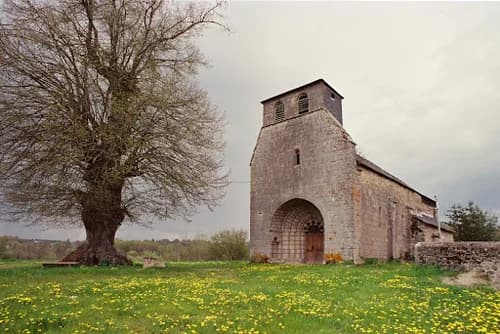 Église Saint-Bonnet et saint Clair (SAINT-BONNET-PRÈS-BORT) à Saint-Bonnet-près-Bort
