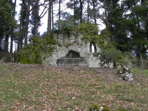 La Grotte d'Etang sur Arroux