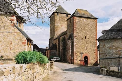 Église Saint-Jean-Baptiste (SAILLAC) à Saillac
