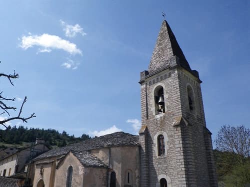 église de la Nativité-de-la-Sainte-Vierge de Laval-du-Tarn à Laval-du-Tarn