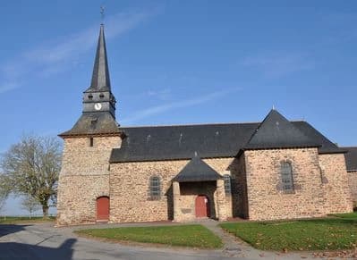 Église Saint Pierre à Saint-Péran