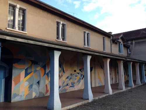 église de la Sainte-Famille de Villeurbanne à Villeurbanne