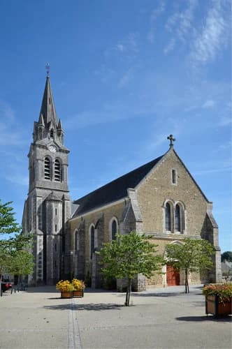 église Saint-Germain d'Yvré-l'Évêque à Yvré-l'Évêque