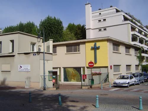 église Saint-Joseph Artisan de Saint-Cloud