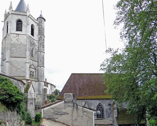 église Notre-Dame à Hautefage-la-Tour à Hautefage-la-Tour