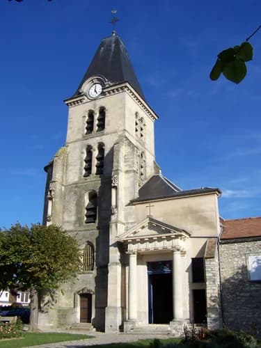 église Saint-Nom de Saint-Nom-la-Bretèche à Saint-Nom-la-Bretèche