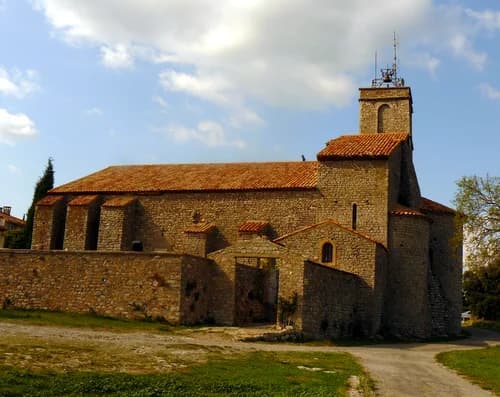église Saint-Julien-et-Sainte-Trinité de Saint-Julien à Saint-Julien