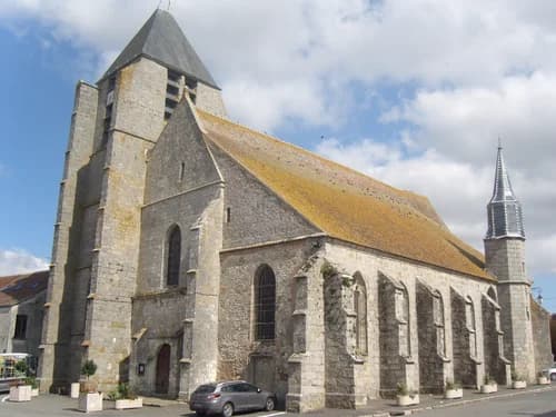 église Saint-Aubin de Jouy-le-Châtel à Jouy-le-Châtel