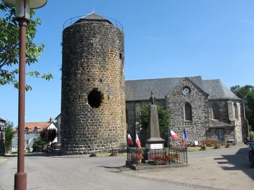 église Saint-Julien d'Arches à Arches