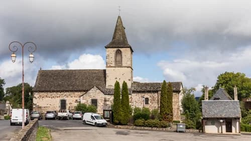 église Saint-Martin de Chalvignac à Chalvignac
