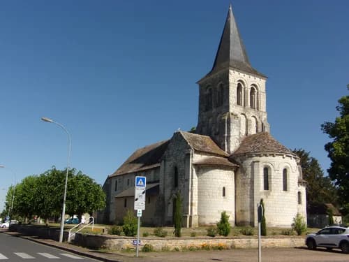 église Saint-Pierre de Balesmes à Descartes