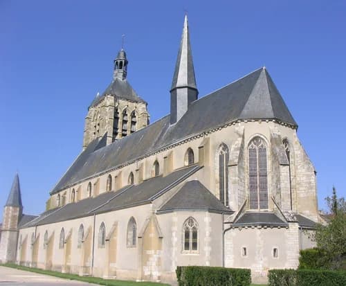 église Saint-Symphorien de Neuville-aux-Bois