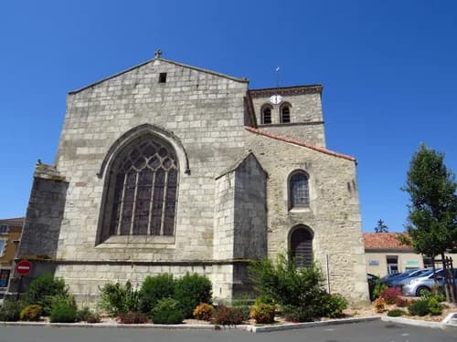 église Saint-Amand de Saint-Amand-sur-Sèvre
