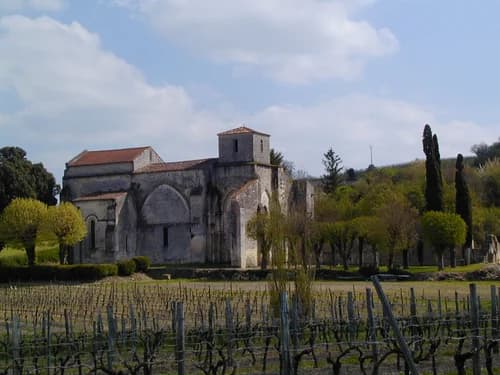 église Saint-Paul de Bouteville à Bouteville