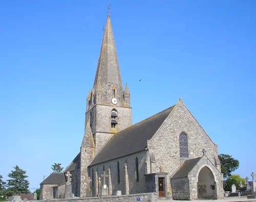 église Notre-Dame-et-Sainte-Agathe de Quettreville-sur-Sienne à Quettreville-sur-Sienne