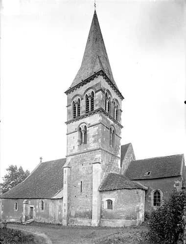 église Saint-Jean-Baptiste de Parigny-les-Vaux à Parigny-les-Vaux