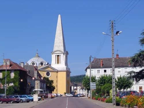 église Saints-Pierre-et-Paul de Givry à Givry