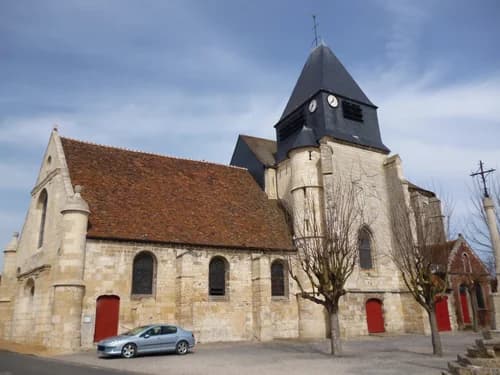 église Saint-Médard de La Neuville-Roy