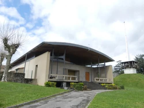 église du Sacré-Cœur de Bonnecousse à Aussillon