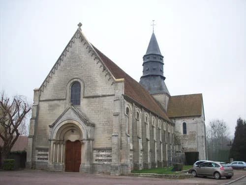 collégiale Saint-Pierre de Neuf-Marché à Neuf-Marché