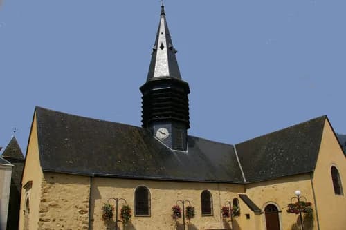 église Saint-Pierre de Torcé à Torcé-Viviers-en-Charnie