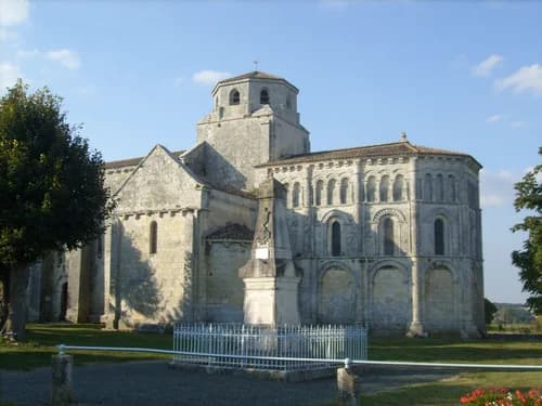 église Saint-Vivien de Geay