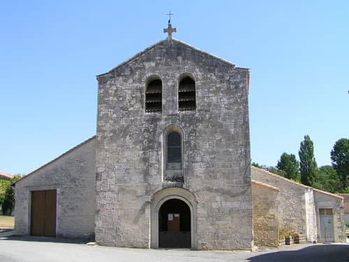 église Saint-Martin d'Asnières-sur-Nouère à Asnières-sur-Nouère