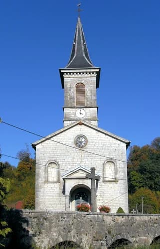 église Sainte-Agathe de Courcelles à Courcelles