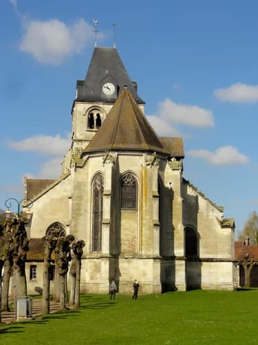 église Notre-Dame-de-la-Nativité à La Neuville-en-Hez