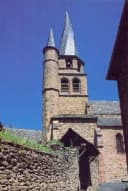 église Saint-Côme-et-Saint-Damien de Saint-Côme-d'Olt à Saint-Côme-d'Olt