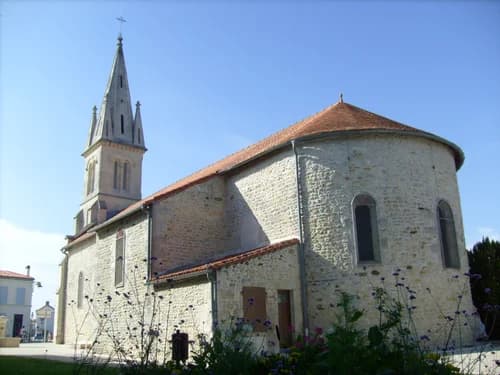 église Saint-Cyr-et-Sainte-Julitte des Mathes à Les Mathes