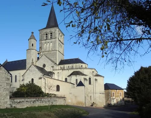 église Saint-Georges de Faye-la-Vineuse à Faye-la-Vineuse