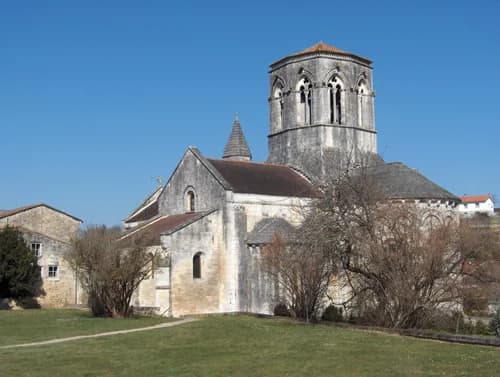 église Saint-Hilaire de Mouthiers-sur-Boëme à Mouthiers-sur-Boëme