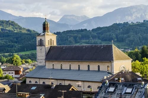 église Saint-Jean-Baptiste de Taninges à Taninges