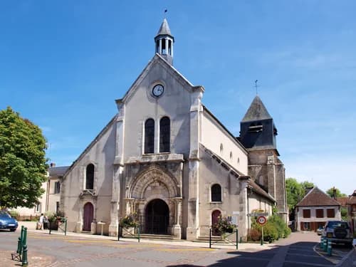 église Saint-Loup-de-Troyes de Bléneau à Bléneau