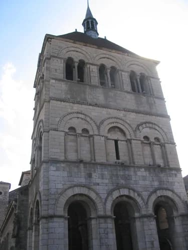 abbatiale Saint-Léger d'Ébreuil à Ébreuil