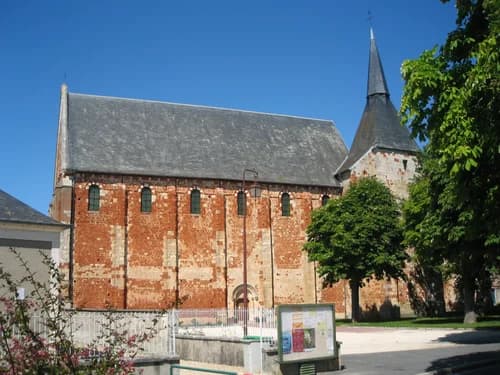 église Saint-Michel de Chârost à Chârost