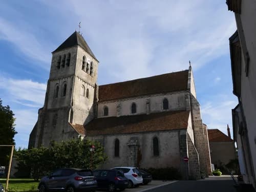 église Saint-Pierre de Chilleurs-aux-Bois à Chilleurs-aux-Bois