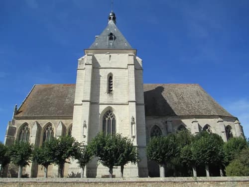 église Saint-Pierre de Courville-sur-Eure