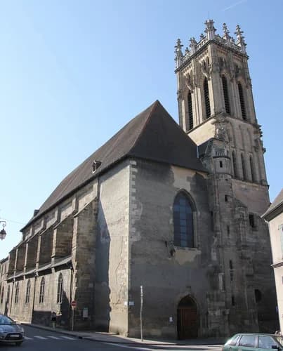 église Saint-Pierre de Moulins