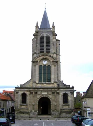 église Saint-Pierre de Montfort-l'Amaury à Montfort-l'Amaury