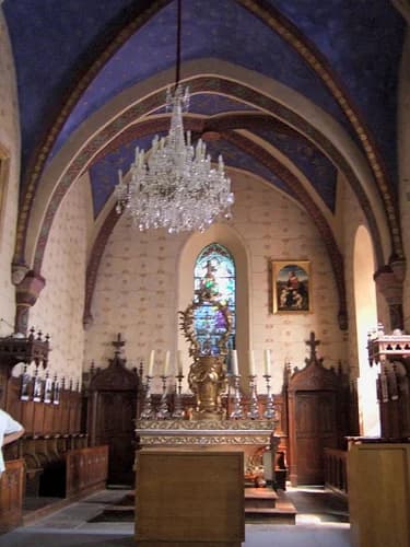 église Saint-Pierre de Vic-sur-Cère