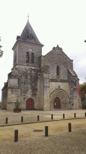 église Saint-Pierre de Villegouge à Villegouge
