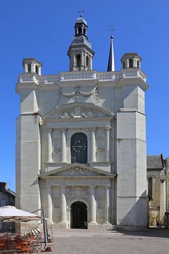 église Saint-Pierre-du-Marais de Saumur