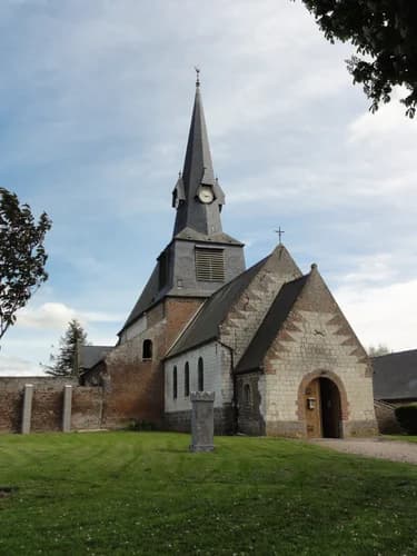 église Sainte-Benoîte de Mesbrecourt-Richecourt à Mesbrecourt-Richecourt
