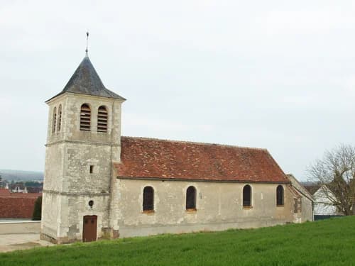 église de la Nativité d'Épineau-les-Voves à Épineau-les-Voves