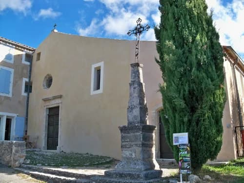 église de la Nativité-de-Notre-Dame de Rustrel à Rustrel