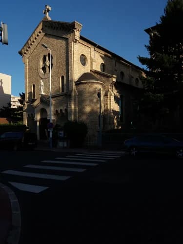 église de l'Immaculée-Conception de Vénissieux à Vénissieux